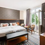 Apartment Und Economyzimmer Residenz Waldkrone Ostseebad Kühlungsborn