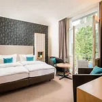 Und Economyzimmer Residenz Waldkrone Apartment *