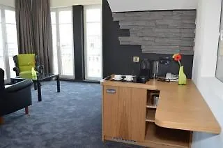 Ferienappartement Und Economyzimmer Residenz Waldkrone * Kuehlungsborn