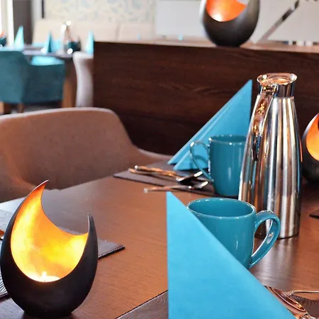 Und Economyzimmer Residenz Waldkrone 아파트