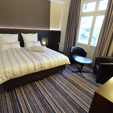 Apartment Und Economyzimmer Residenz Waldkrone *