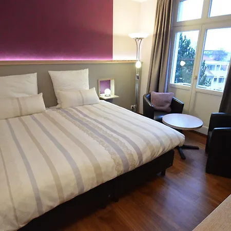 Und Economyzimmer Residenz Waldkrone 아파트 Ostseebad Kühlungsborn