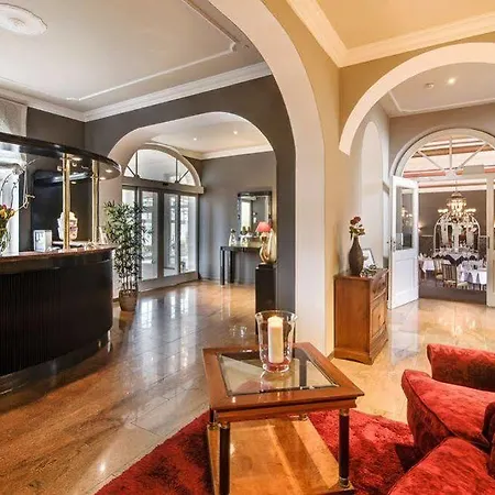 아파트 Und Economyzimmer Residenz Waldkrone *
